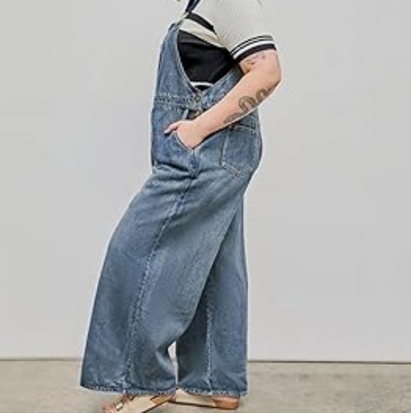 Cider Blue Denim Overalls with Vintage-Inspired Design - Picture 3 of 3